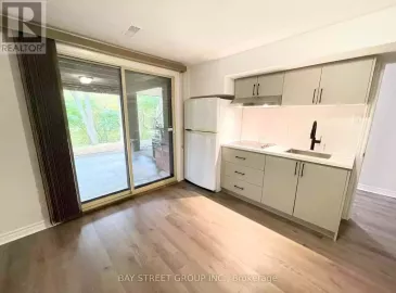 3206 Credit Heights Drive, Mississauga, ON L3R9Y7, 1 Bedroom Bedrooms, ,1 BathroomBathrooms,Single Family,For Lease,Credit Heights,W7248592