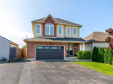 Grimsby, ON L3M4E8, 4 Bedrooms Bedrooms, ,4 BathroomsBathrooms,Single Family,For Sale,H4178373