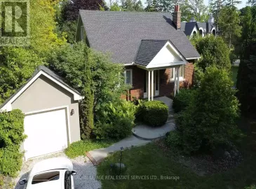 1066 Lakeshore Road, Oakville, ON L6L1E9, 3 Bedrooms Bedrooms, ,2 BathroomsBathrooms,Single Family,For Lease,Lakeshore,W7250004