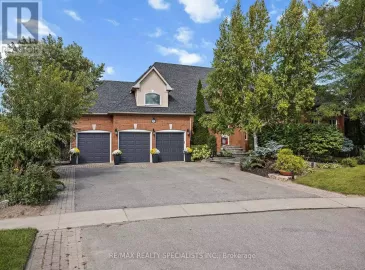 1081 Far North Circle, Newmarket, Ontario L3X1N5, 5 Bedrooms Bedrooms, ,5 BathroomsBathrooms,Single Family,For Sale,Far North,N7250682