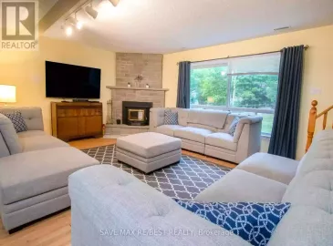 910 Concession Rd 17, Tiny, Ontario L9M1R3, 5 Bedrooms Bedrooms, ,2 BathroomsBathrooms,Single Family,For Lease,Concession Rd 17,S7250698