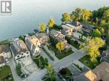 94 Cumberland Drive, Mississauga, ON L5G3M8, 5 Bedrooms Bedrooms, ,6 BathroomsBathrooms,Single Family,For Sale,Cumberland,W7250646