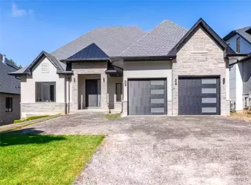 Ancaster, ON L0R1R0, 3 Bedrooms Bedrooms, ,4 BathroomsBathrooms,Single Family,For Sale,H4178332 Ancaster, ON L0R1R0, 3 Bedrooms Bedrooms, ,4 BathroomsBathrooms,Single Family,For Sale,H4178332
