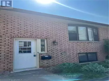 115 Mary Street, Kawartha Lakes, ON K9V2N7, 3 Bedrooms Bedrooms, ,2 BathroomsBathrooms,Single Family,For Sale,Mary,X7250994 115 Mary Street, Kawartha Lakes, ON K9V2N7, 3 Bedrooms Bedrooms, ,2 BathroomsBathrooms,Single Family,For Sale,Mary,X7250994