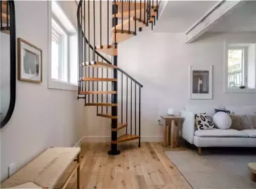 Hamilton, ON L8M1P9, 1 Bedroom Bedrooms, ,1 BathroomBathrooms,Single Family,For Lease,H4178469