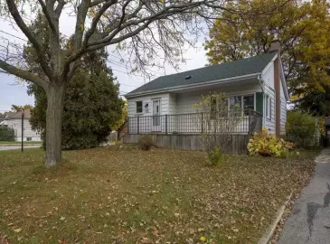 Hamilton, Ontario L9A2Y8, 4 Bedrooms Bedrooms, ,2 BathroomsBathrooms,Single Family,For Sale,H4178272 Hamilton, Ontario L9A2Y8, 4 Bedrooms Bedrooms, ,2 BathroomsBathrooms,Single Family,For Sale,H4178272