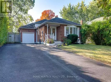 101 Hart Boulevard, Clarington, Ontario L1B1E4, 5 Bedrooms Bedrooms, ,2 BathroomsBathrooms,Single Family,For Sale,Hart,E7253482