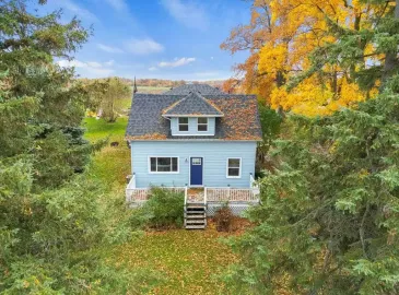 Simcoe, ON N3Y4K3, 4 Bedrooms Bedrooms, ,2 BathroomsBathrooms,Single Family,For Sale,H4178519 Simcoe, ON N3Y4K3, 4 Bedrooms Bedrooms, ,2 BathroomsBathrooms,Single Family,For Sale,H4178519