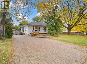 11 SHERMAN Drive, St. Catharines, Ontario L2N2K9, 4 Bedrooms Bedrooms, ,2 BathroomsBathrooms,Single Family,For Sale,SHERMAN,40505223 11 SHERMAN Drive, St. Catharines, Ontario L2N2K9, 4 Bedrooms Bedrooms, ,2 BathroomsBathrooms,Single Family,For Sale,SHERMAN,40505223