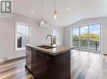 19 GRAND RIVER Street, Paris, ON N3L2L9, 1 Bedroom Bedrooms, ,1 BathroomBathrooms,Single Family,For Lease,GRAND RIVER,40503016