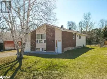 465 Mcphee Boulevard, Tay, Ontario L0K1R0, 4 Bedrooms Bedrooms, ,2 BathroomsBathrooms,Single Family,For Sale,Mcphee,S7255476 465 Mcphee Boulevard, Tay, Ontario L0K1R0, 4 Bedrooms Bedrooms, ,2 BathroomsBathrooms,Single Family,For Sale,Mcphee,S7255476
