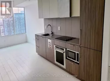 19 Western Battery Road, Toronto, ON M6K0E3, 3 Bedrooms Bedrooms, ,2 BathroomsBathrooms,Single Family,For Lease,Western Battery,C7256426