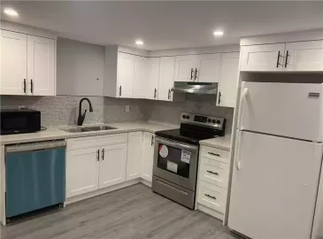 Hamilton, Ontario L9C4H3, 2 Bedrooms Bedrooms, ,1 BathroomBathrooms,Single Family,For Lease,H4178619