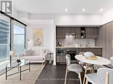 19 Bathurst Street, Toronto, Ontario M5V0N2, 1 Bedroom Bedrooms, ,1 BathroomBathrooms,Single Family,For Lease,Bathurst,C7257236