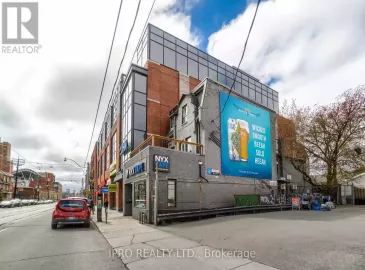 450 Bathurst Street, Toronto, Ontario M5T2S6, 1 Bedroom Bedrooms, ,1 BathroomBathrooms,Single Family,For Lease,Bathurst,C7258592