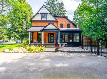Burlington, ON L7R1J1, 3 Bedrooms Bedrooms, ,3 BathroomsBathrooms,Single Family,For Sale,H4178629