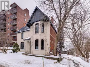 167 Collier Street, Barrie, Ontario L4M1H6, 1 Bedroom Bedrooms, ,1 BathroomBathrooms,Single Family,For Lease,Collier,S7260638 167 Collier Street, Barrie, Ontario L4M1H6, 1 Bedroom Bedrooms, ,1 BathroomBathrooms,Single Family,For Lease,Collier,S7260638