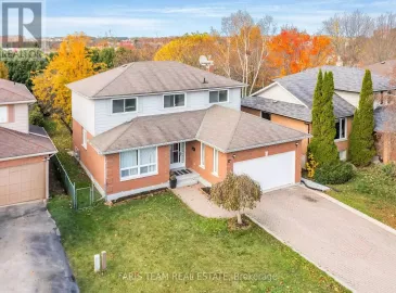 17 Carmichael Court, Orillia, Ontario L3V7R6, 4 Bedrooms Bedrooms, ,4 BathroomsBathrooms,Single Family,For Sale,Carmichael,S7261260 17 Carmichael Court, Orillia, Ontario L3V7R6, 4 Bedrooms Bedrooms, ,4 BathroomsBathrooms,Single Family,For Sale,Carmichael,S7261260