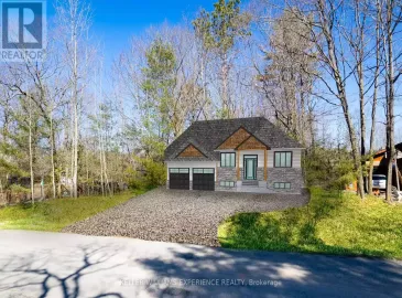 103 Rue Vanier, Tiny, Ontario L9M0J2, 3 Bedrooms Bedrooms, ,2 BathroomsBathrooms,Single Family,For Sale,Rue Vanier,S7261398