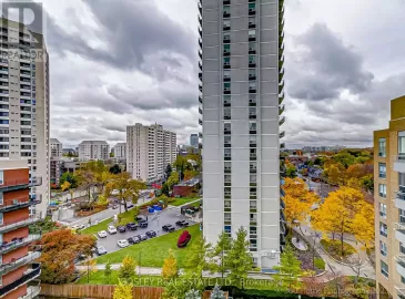 245 Davisville, Toronto, Ontario M4S3H4, 1 Bedroom Bedrooms, ,1 BathroomBathrooms,Single Family,For Sale,Davisville,C7261880