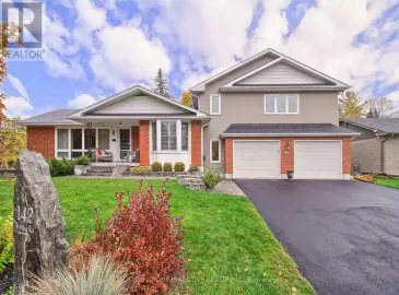 142 Avenue Road, Newmarket, Ontario L3Y1N3, 4 Bedrooms Bedrooms, ,3 BathroomsBathrooms,Single Family,For Sale,Avenue,N7263014
