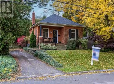 62 Mercer Street, Hamilton, Ontario L9H2N6, 4 Bedrooms Bedrooms, ,2 BathroomsBathrooms,Single Family,For Sale,Mercer,X7263680 62 Mercer Street, Hamilton, Ontario L9H2N6, 4 Bedrooms Bedrooms, ,2 BathroomsBathrooms,Single Family,For Sale,Mercer,X7263680