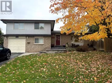1040 Danita Boulevard, Peterborough, Ontario K9J7S6, 5 Bedrooms Bedrooms, ,2 BathroomsBathrooms,Single Family,For Sale,Danita,X7263884