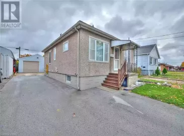 37 BALMORAL Avenue, Welland, ON L3B1S3, 3 Bedrooms Bedrooms, ,2 BathroomsBathrooms,Single Family,For Sale,BALMORAL,40506420