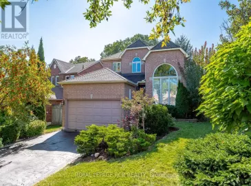 47 Buttonwood Trail, Aurora, Ontario L4G6N3, 4 Bedrooms Bedrooms, ,4 BathroomsBathrooms,Single Family,For Sale,Buttonwood,N7264942
