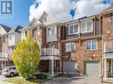 71 Garth Massey Drive, Cambridge, Ontario N1T2G8, 2 Bedrooms Bedrooms, ,2 BathroomsBathrooms,Single Family,For Sale,Garth Massey,X7265190