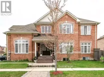 3257 Weatherford Road, Mississauga, Ontario L5M7X7, 2 Bedrooms Bedrooms, ,1 BathroomBathrooms,Single Family,For Lease,Weatherford,W7265886 3257 Weatherford Road, Mississauga, Ontario L5M7X7, 2 Bedrooms Bedrooms, ,1 BathroomBathrooms,Single Family,For Lease,Weatherford,W7265886
