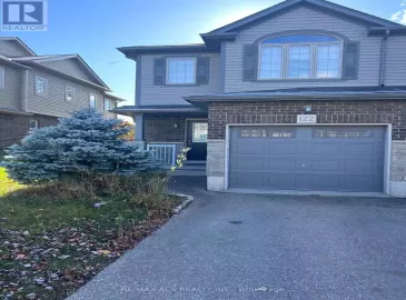 122 Rochefort Street, Kitchener, Ontario N2R1V5, 3 Bedrooms Bedrooms, ,3 BathroomsBathrooms,Single Family,For Sale,Rochefort,X7265332 122 Rochefort Street, Kitchener, Ontario N2R1V5, 3 Bedrooms Bedrooms, ,3 BathroomsBathrooms,Single Family,For Sale,Rochefort,X7265332