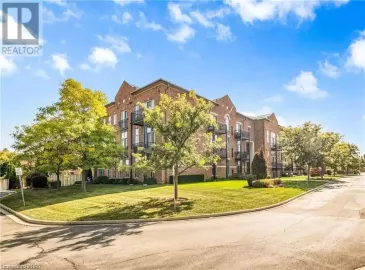 262 DUNDAS Street, Waterdown, ON L8B1A9, 2 Bedrooms Bedrooms, ,2 BathroomsBathrooms,Single Family,For Sale,DUNDAS,40508227