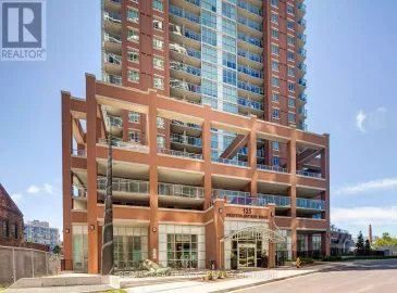125 Western Battery Road, Toronto, Ontario M6K3R8, 2 Bedrooms Bedrooms, ,2 BathroomsBathrooms,Single Family,For Sale,Western Battery,C7267508
