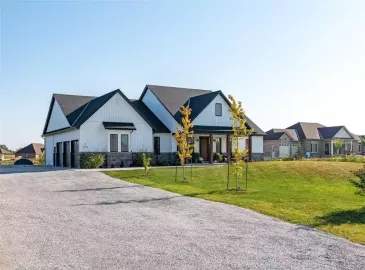 Fenwick, Ontario L0S1C0, 5 Bedrooms Bedrooms, ,3 BathroomsBathrooms,Single Family,For Sale,H4178667 Fenwick, Ontario L0S1C0, 5 Bedrooms Bedrooms, ,3 BathroomsBathrooms,Single Family,For Sale,H4178667