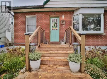 47 Campbell, Barrie, Ontario L4N2T2, 7 Bedrooms Bedrooms, ,3 BathroomsBathrooms,Single Family,For Sale,Campbell,S7268992