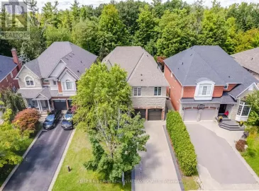 497 Spruce Needle Court, Oakville, ON L6H7L2, 4 Bedrooms Bedrooms, ,5 BathroomsBathrooms,Single Family,For Sale,Spruce Needle,W7268486