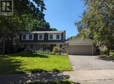 999 Cresthampton Lane, Mississauga, Ontario L5H2X2, 4 Bedrooms Bedrooms, ,3 BathroomsBathrooms,Single Family,For Lease,Cresthampton,W6781474