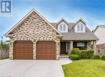 82 MOCKINGBIRD Crescent, London, ON N6J4T1, 3 Bedrooms Bedrooms, ,3 BathroomsBathrooms,Single Family,For Sale,MOCKINGBIRD,40477551