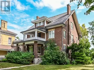 39 WILLIAM Street, Brantford, Ontario N3T3K3, 7 Bedrooms Bedrooms, ,4 BathroomsBathrooms,Single Family,For Sale,WILLIAM,40467274
