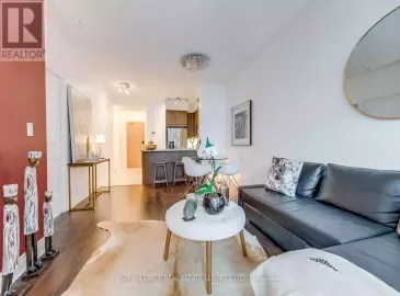 1910 Lake Shore Boulevard, Toronto, Ontario M6S1A2, 2 Bedrooms Bedrooms, ,2 BathroomsBathrooms,Single Family,For Sale,Lake Shore,W6806468