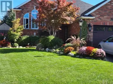 39 GRAVES Crescent, St. Catharines, Ontario L2S3Z6, 4 Bedrooms Bedrooms, ,2 BathroomsBathrooms,Single Family,For Sale,GRAVES,40483034 39 GRAVES Crescent, St. Catharines, Ontario L2S3Z6, 4 Bedrooms Bedrooms, ,2 BathroomsBathrooms,Single Family,For Sale,GRAVES,40483034