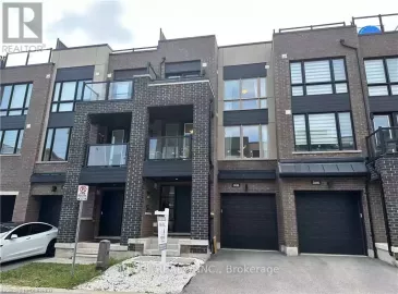 3038 Blacktusk Common, Oakville, Ontario L6H7E3, 2 Bedrooms Bedrooms, ,3 BathroomsBathrooms,Single Family,For Sale,Blacktusk Common,W6814728