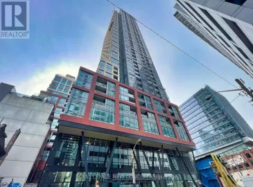108 Peter Street, Toronto, Ontario M5V2G7, 3 Bedrooms Bedrooms, ,2 BathroomsBathrooms,Single Family,For Lease,Peter,C6816308