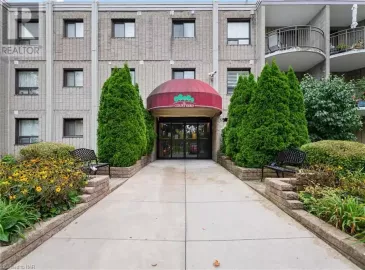 4658 DRUMMOND Road, Niagara Falls, Ontario L2E7E1, 2 Bedrooms Bedrooms, ,1 BathroomBathrooms,Single Family,For Sale,DRUMMOND,40480888
