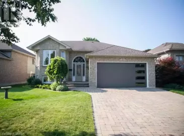 3 MCCORMICK Way, Brantford, Ontario N3V1E6, 5 Bedrooms Bedrooms, ,2 BathroomsBathrooms,Single Family,For Sale,MCCORMICK,40494463