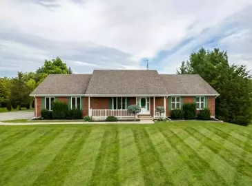 Vineland, Ontario L0R2C0, 3 Bedrooms Bedrooms, ,3 BathroomsBathrooms,Single Family,For Sale,H4175648