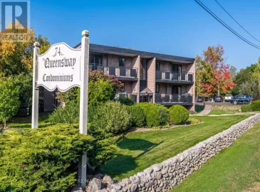 74 The Queensway S Road, Georgina, Ontario L4P1Z3, 3 Bedrooms Bedrooms, ,1 BathroomBathrooms,Single Family,For Sale,The Queensway S,N7051792 74 The Queensway S Road, Georgina, Ontario L4P1Z3, 3 Bedrooms Bedrooms, ,1 BathroomBathrooms,Single Family,For Sale,The Queensway S,N7051792