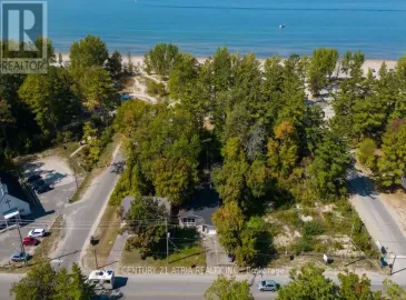 182 Mosley Street, Wasaga Beach, ON L9Z2K1, 4 Bedrooms Bedrooms, ,2 BathroomsBathrooms,Single Family,For Sale,Mosley,S7051876 182 Mosley Street, Wasaga Beach, ON L9Z2K1, 4 Bedrooms Bedrooms, ,2 BathroomsBathrooms,Single Family,For Sale,Mosley,S7051876