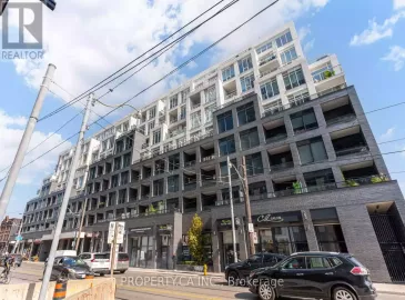 783 Bathurst Street, Toronto, Ontario M5S0A8, 2 Bedrooms Bedrooms, ,2 BathroomsBathrooms,Single Family,For Sale,Bathurst,C7054050